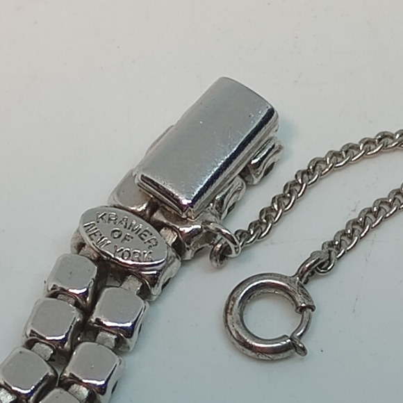 * Vintage Kramer 925 Safety Chain Clasp Rhinestones Bracelet - Picture 5 of 6